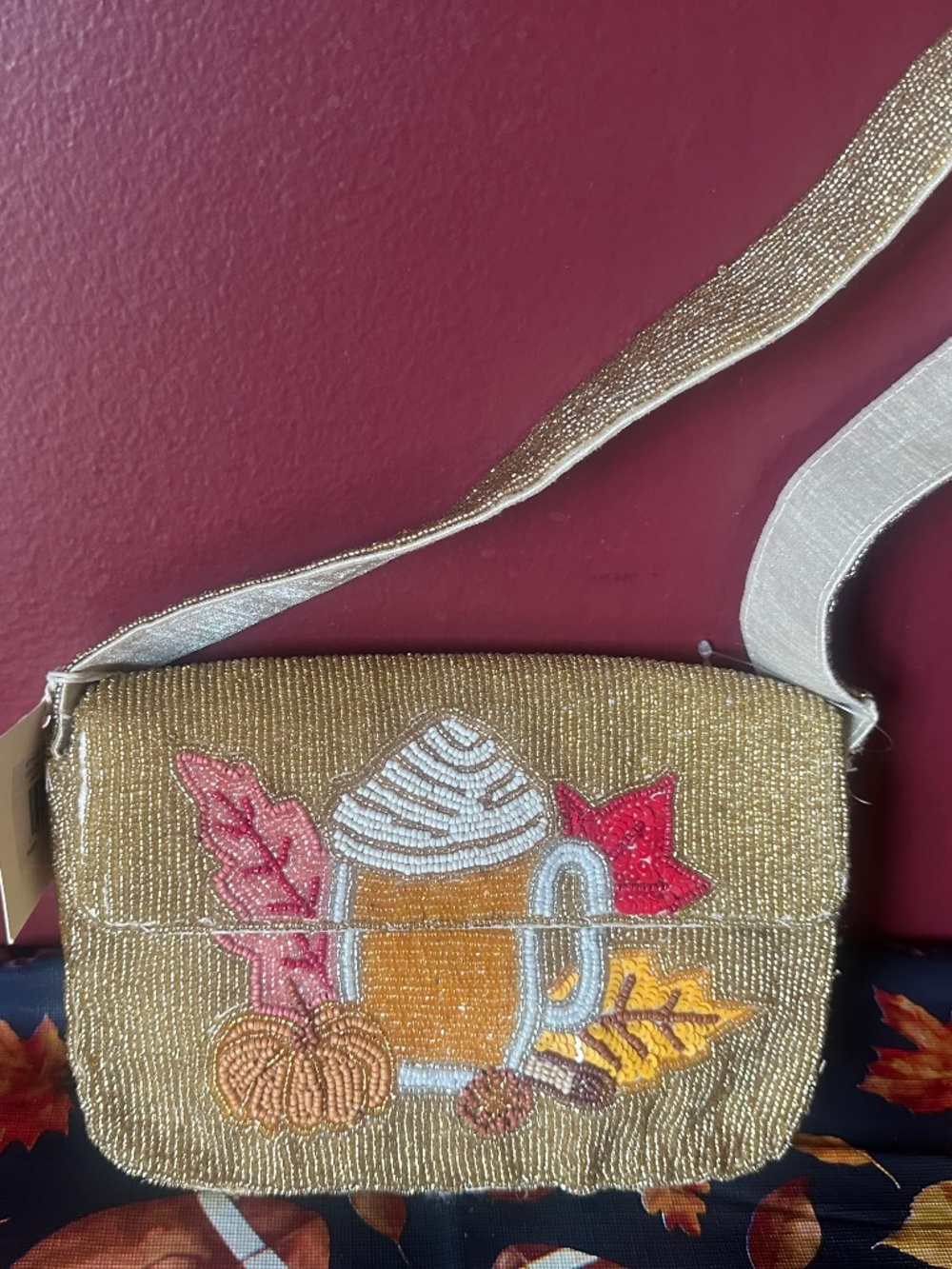 Viral fall mug beaded bag! NWT!